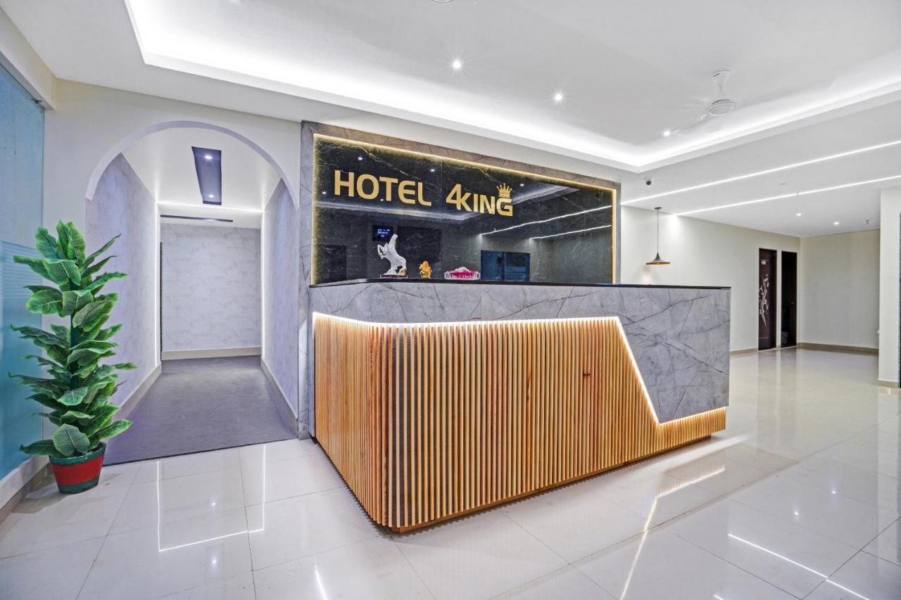 Collection O 83775 Hotel 4King 수라트 외부 사진